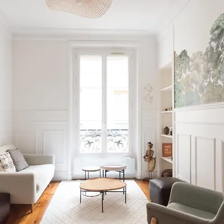 Flat On Courtyard - Near Park Apartamento