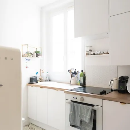 Flat On Courtyard - Near Park *
